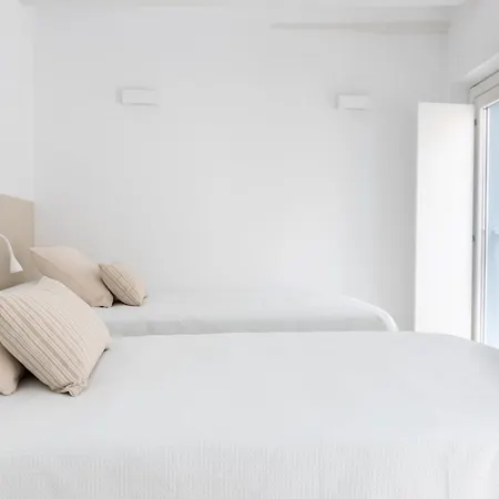 Apartment Villalobos By Time *