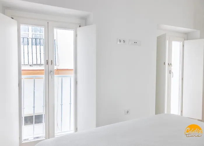 Villalobos By Time Cádiz