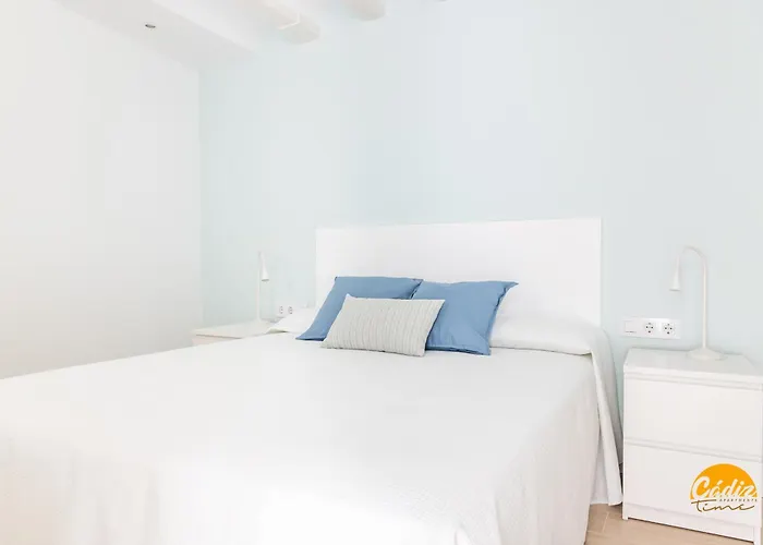 Villalobos By Time カディス